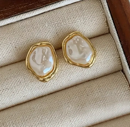 Oval Pearl Stud Earrings